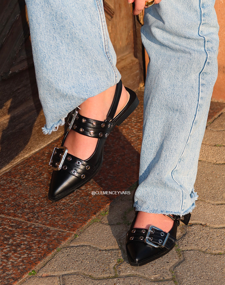 Escarpins plats femme noirs à bout pointu et lanières cloutées – Tendance et audace