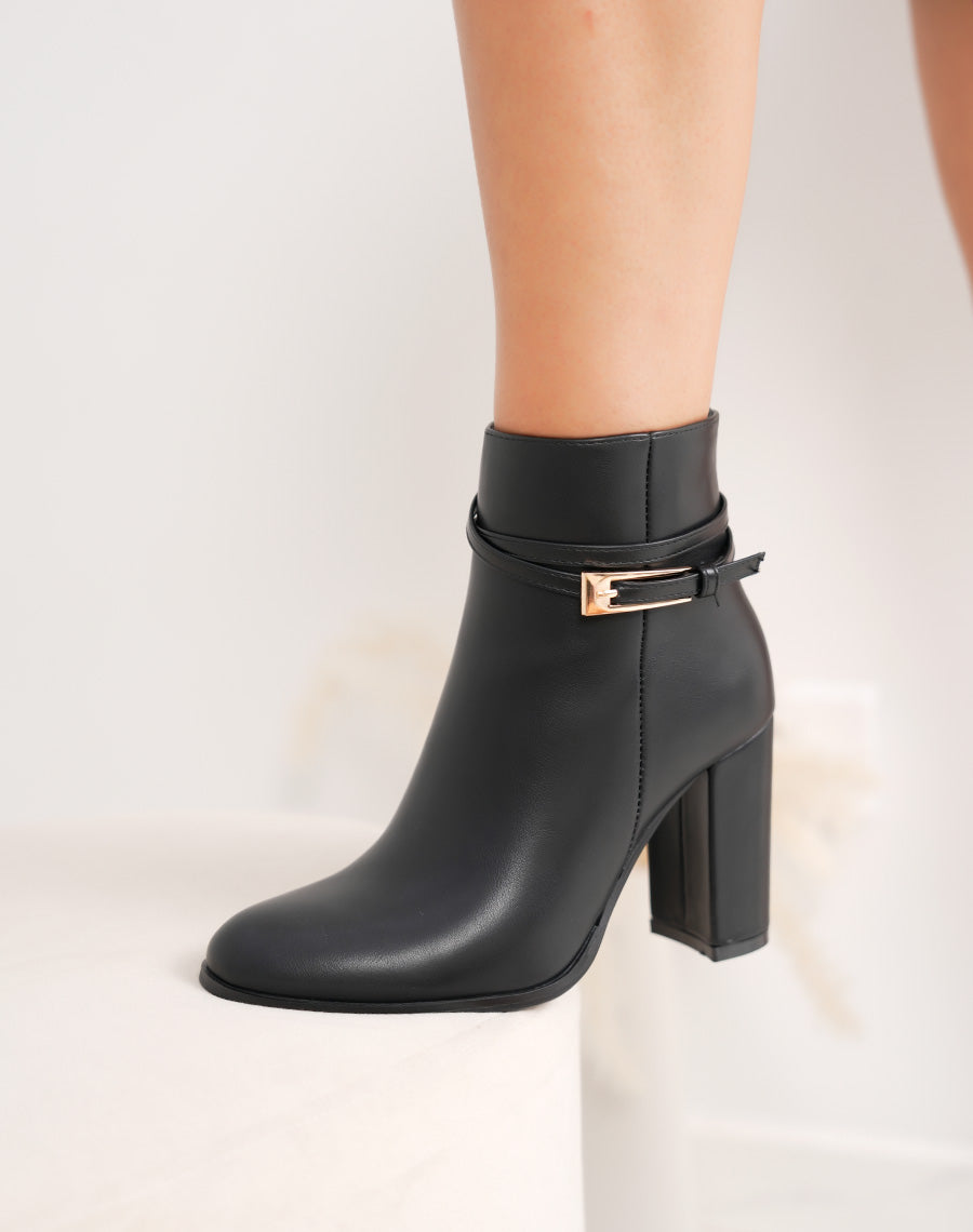 Bottines femme noires à talon carré 9cm élégantes avec lanière dorée et bout pointu