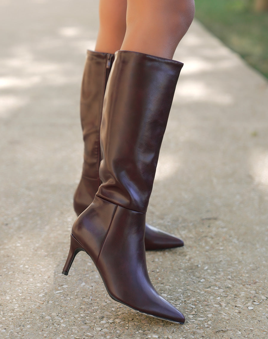 Bottes femme bordeaux élégantes à talon aiguille et bout pointu