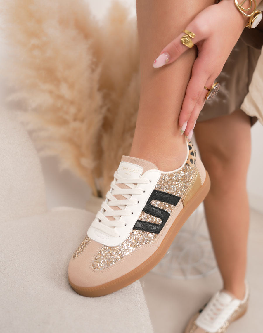 Basket femme beige tendance à paillettes avec bandes noires et lacets