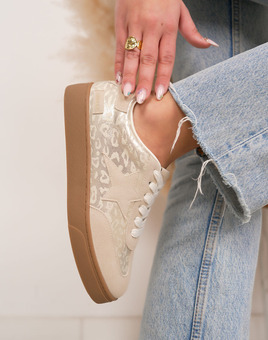 Basket femme beige tendance à plateforme marron avec motif léopard et étoile ton sur ton