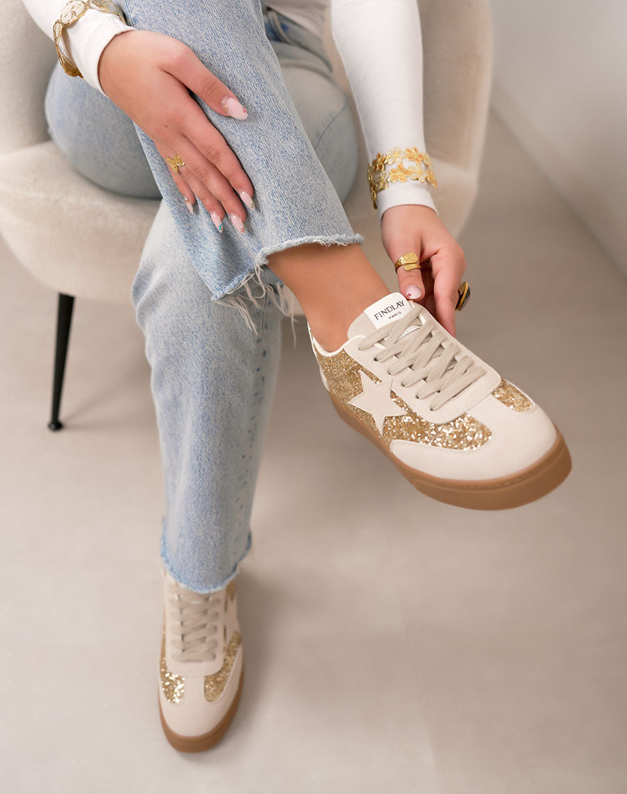 Basket femme beige tendance à plateforme marron avec paillettes dorées et étoile suédine