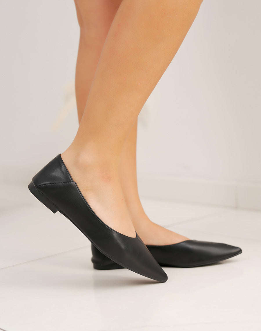 Ballerines noires plates à bout pointu – Élégance minimaliste au quotidien