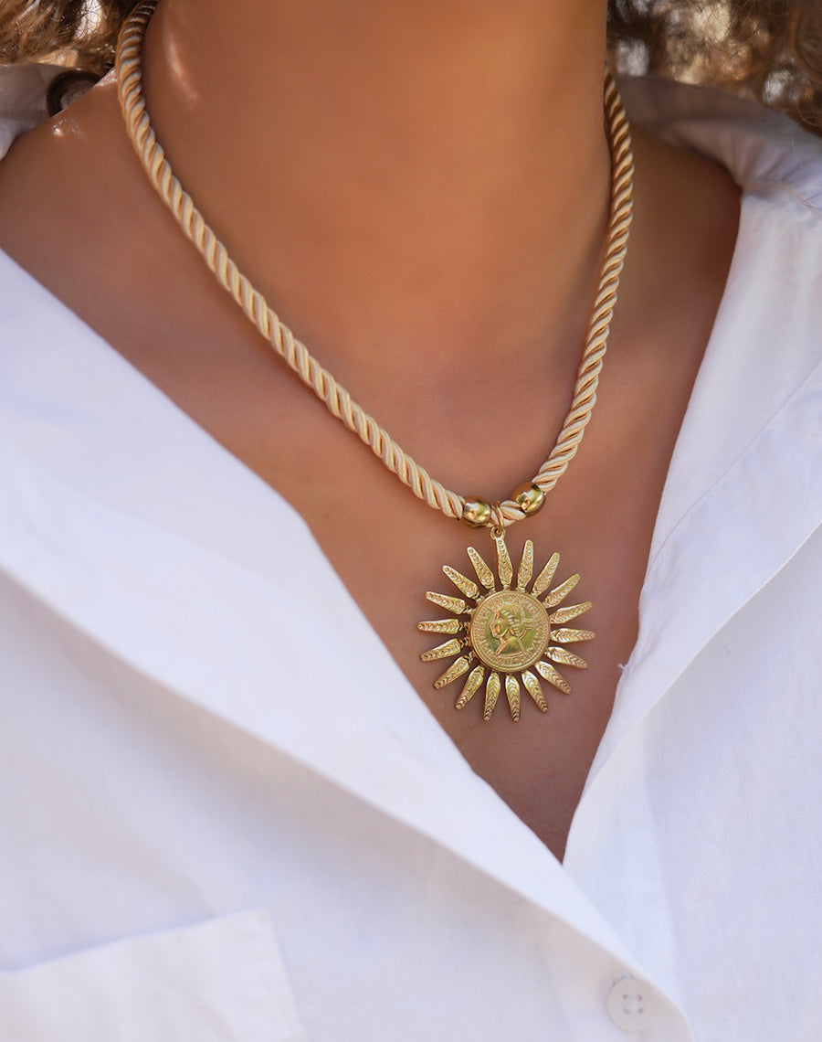 Collier Camden