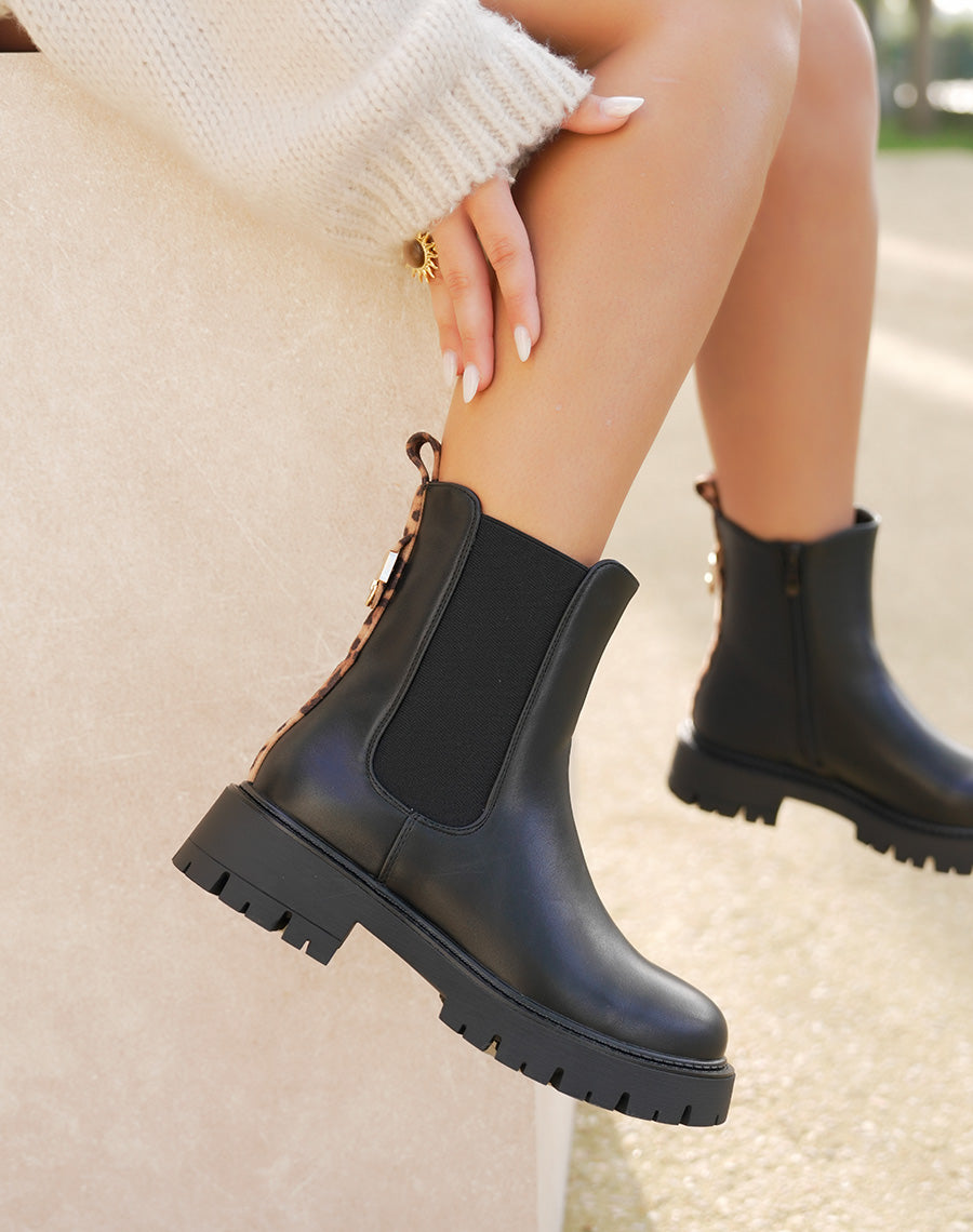Bottines femme noires style Chelsea avec détail léopard et semelle crantée
