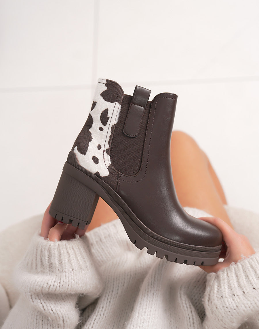 Bottines femme marron élégantes style chelsea à plateforme crantée et détail vachette