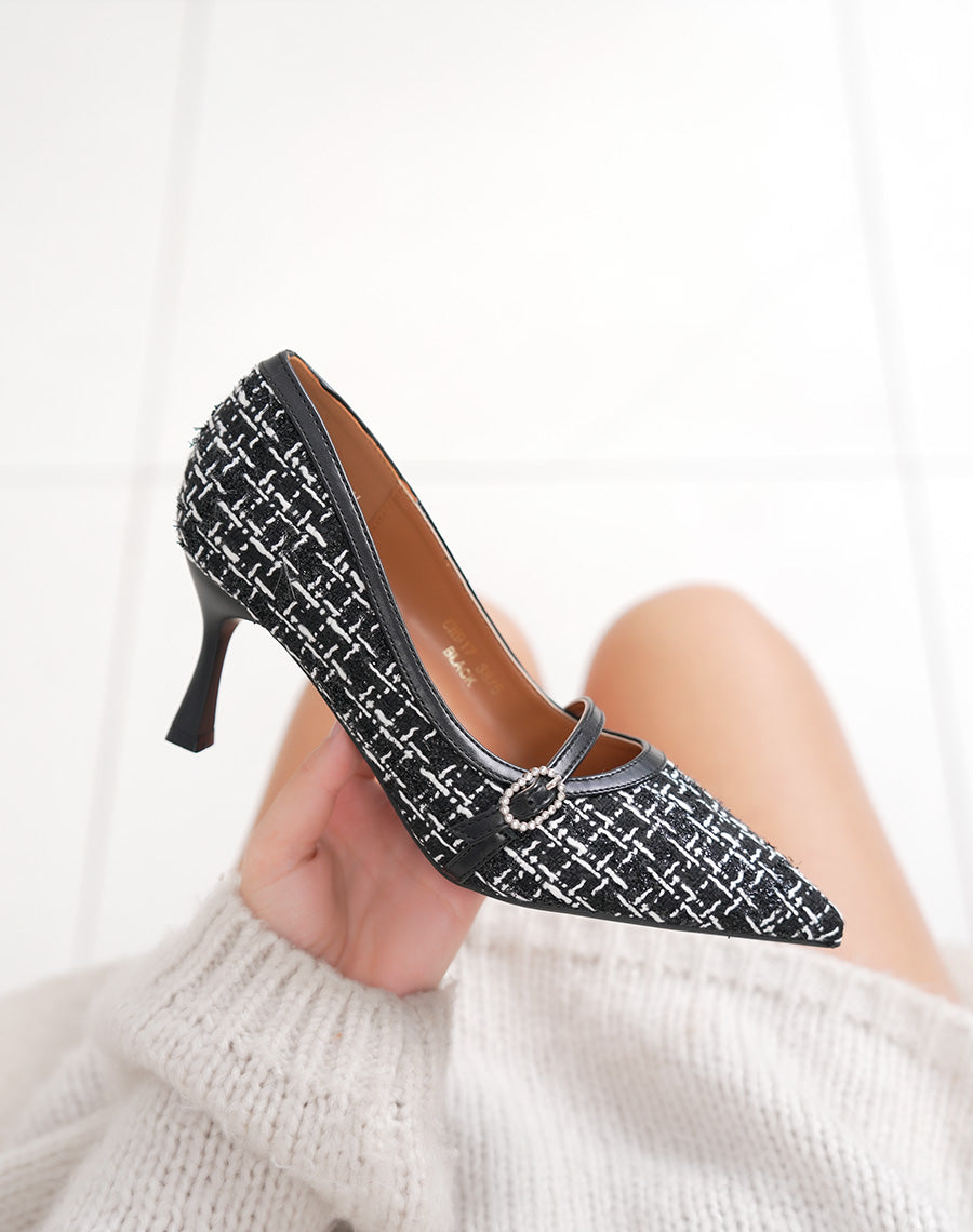 Escarpins femme noirs et blancs élégants en tweed avec boucle strassée