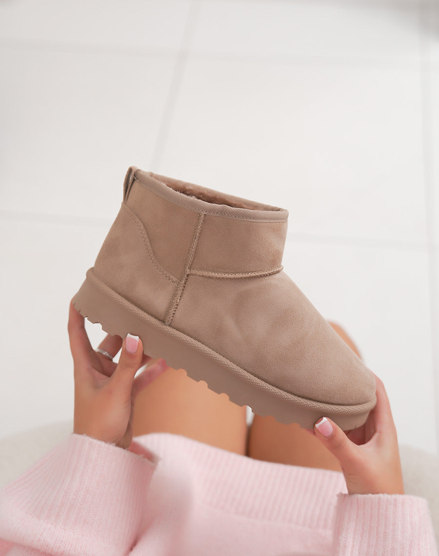 Bottines basses fourrées en suédine taupe