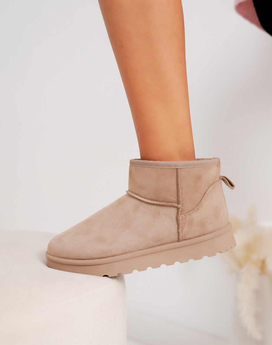 Bottines basses fourrées en suédine taupe