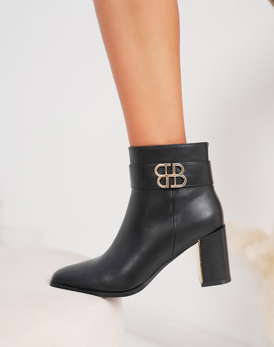 Bottines femme noires à talon carré, élégantes avec boucle dorée
