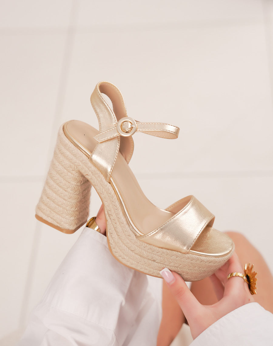 Sandales femme dorées élégantes à talon en jute et bride fine