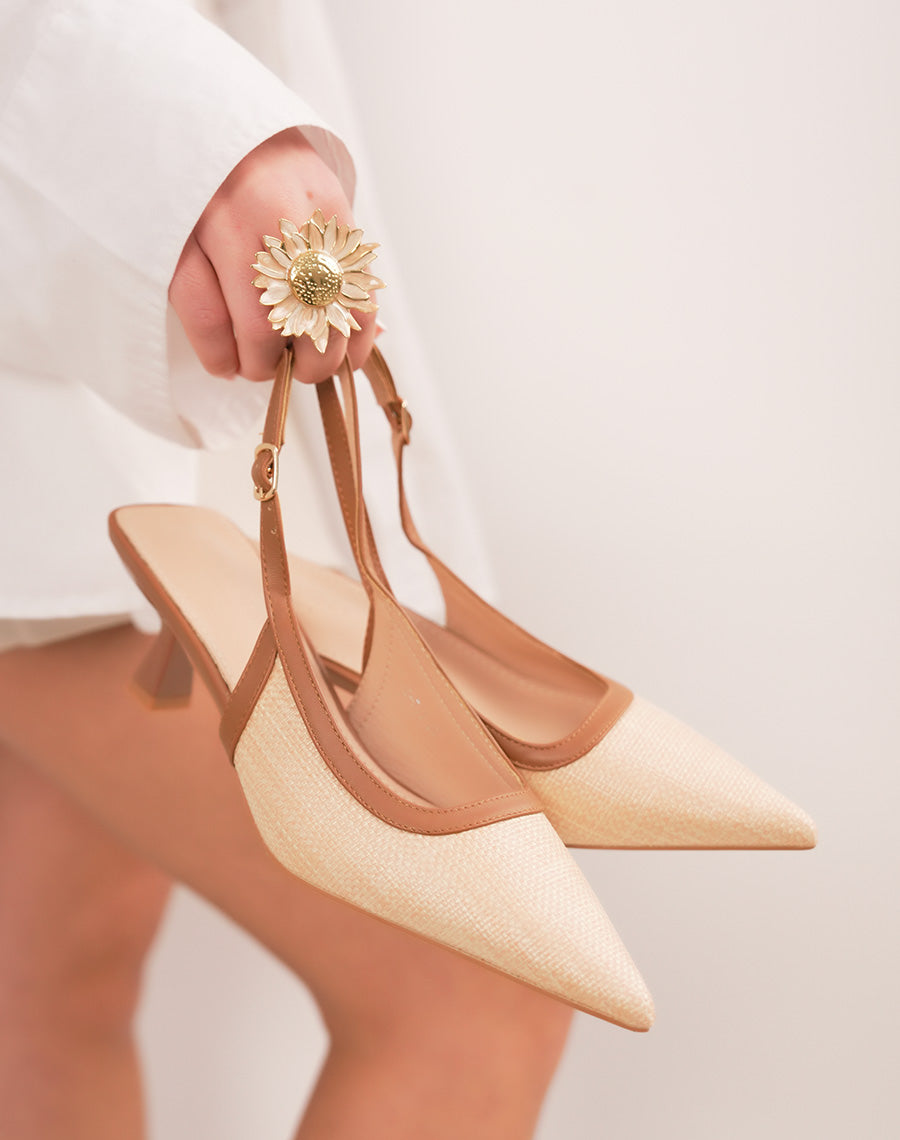 Escarpins femme en jute beige et camel à bout pointu et petit talon élégant