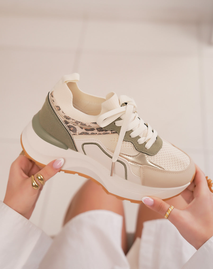 Basket femme beige clair à empiècements kaki et léopard avec grosse plate-forme