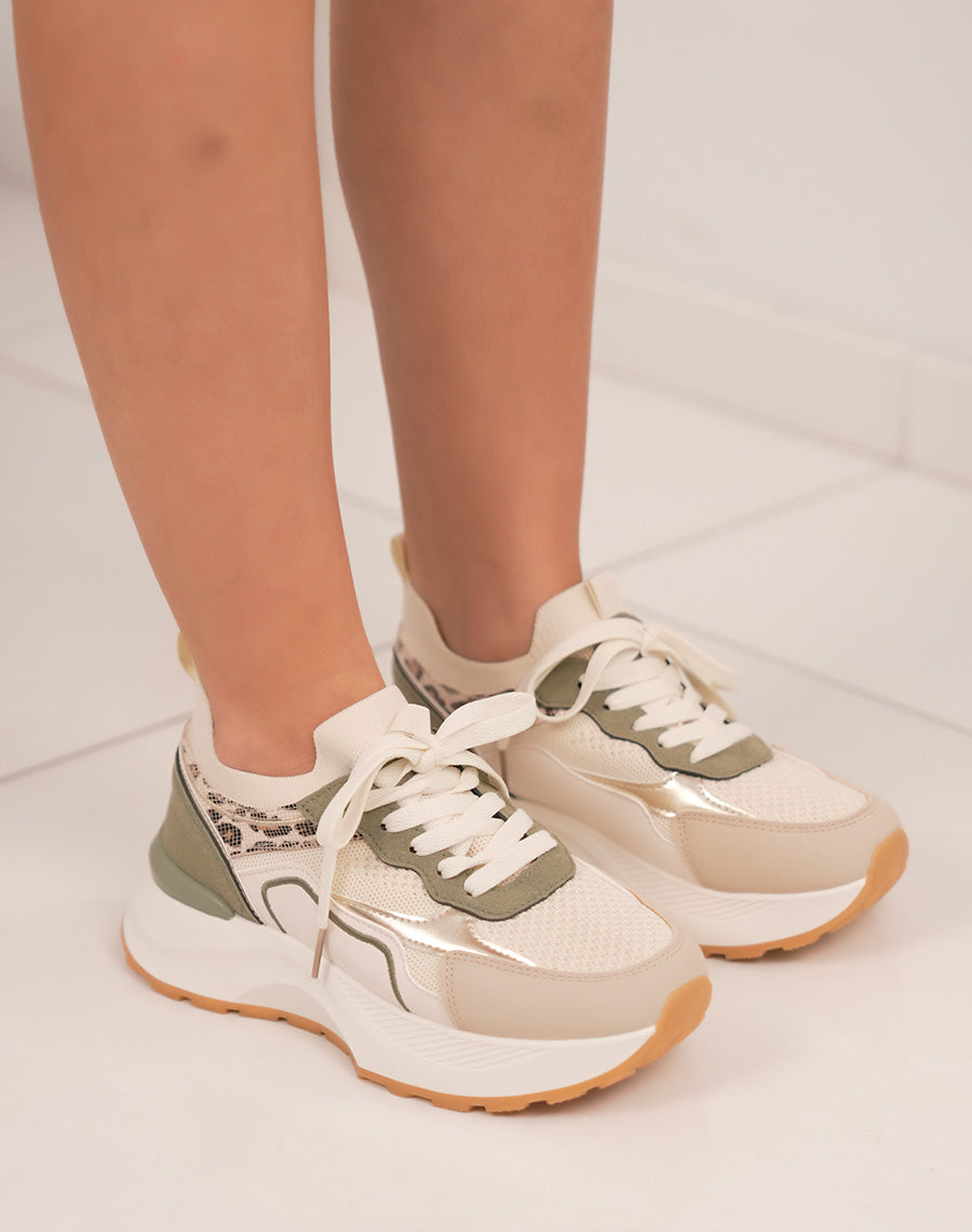 Basket femme beige clair à empiècements kaki et léopard avec grosse plate-forme