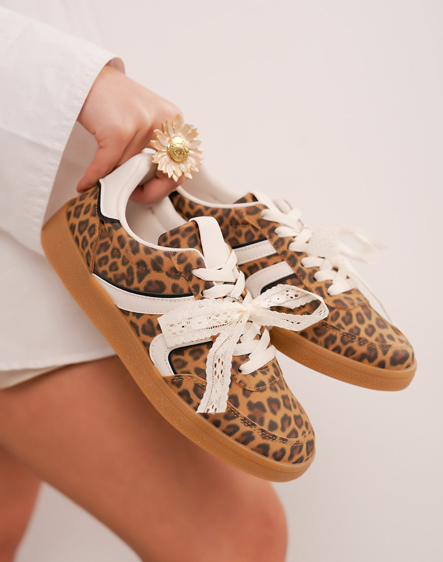 Basket femme léopard avec nœud en dentelle amovible et détails beiges tendance