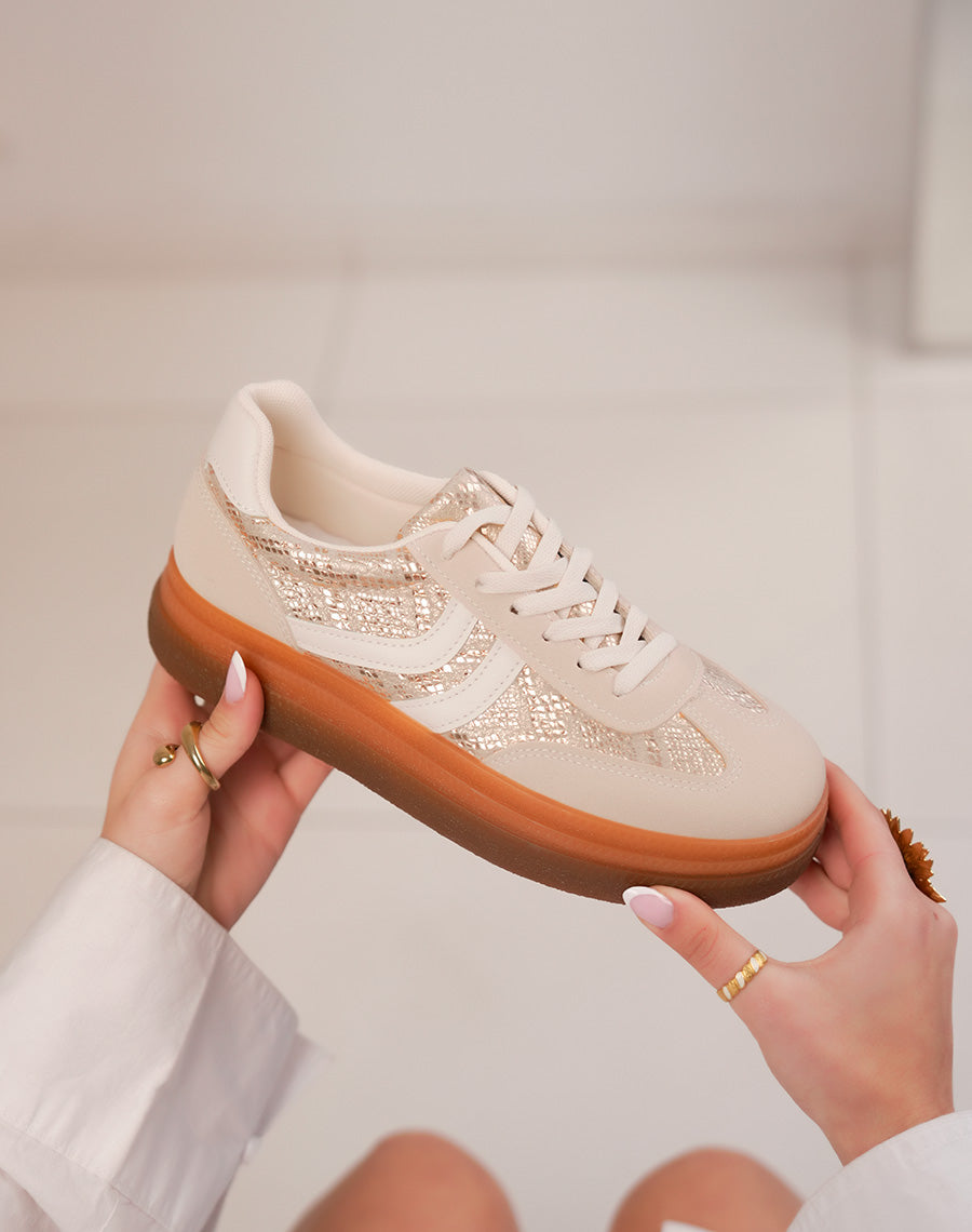 Baskets femme beige en suédine avec effet croco métallisé et semelle plateforme marron