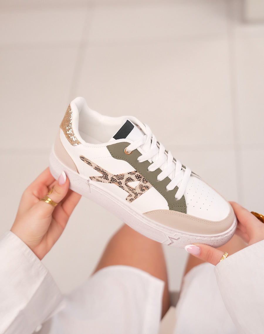 Baskets femme blanches tendance à motif léopard et détails kaki