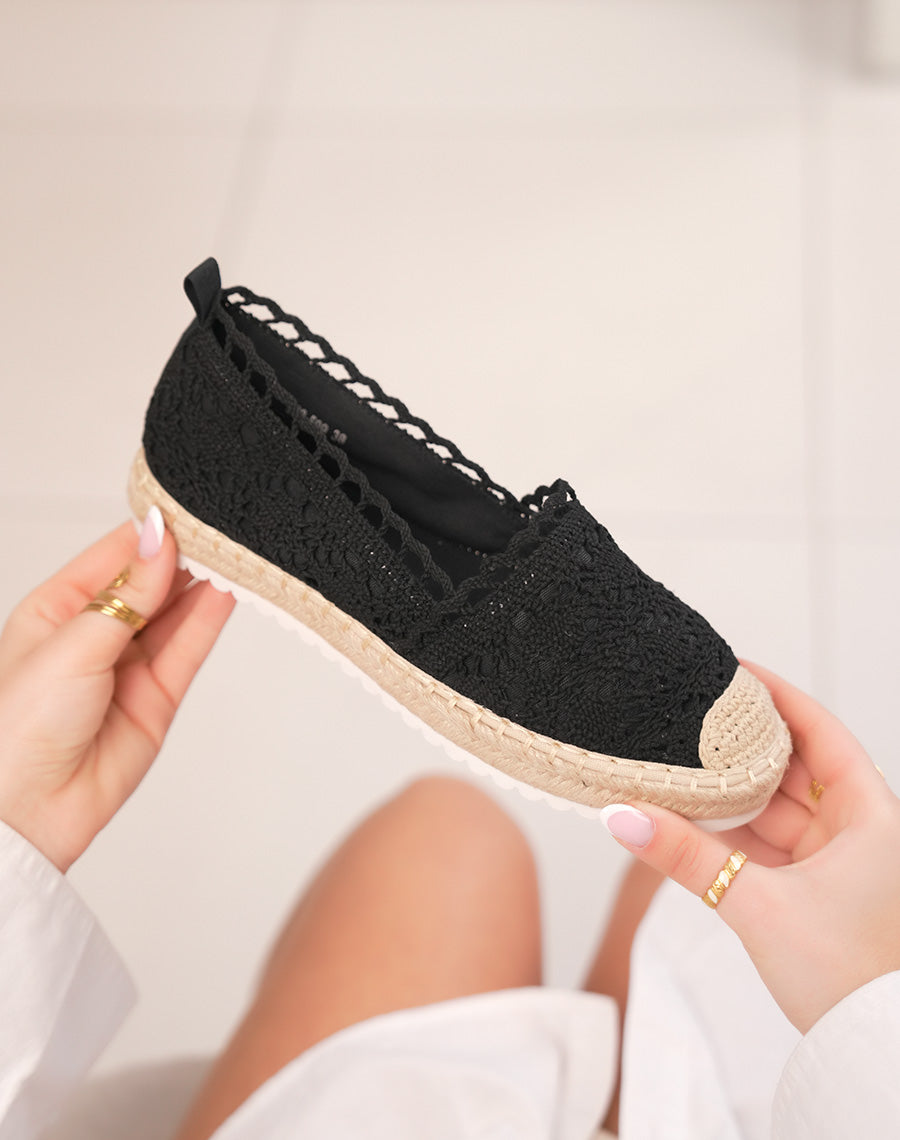 Espadrilles femme noires élégantes en dentelle avec semelle en jute tressée