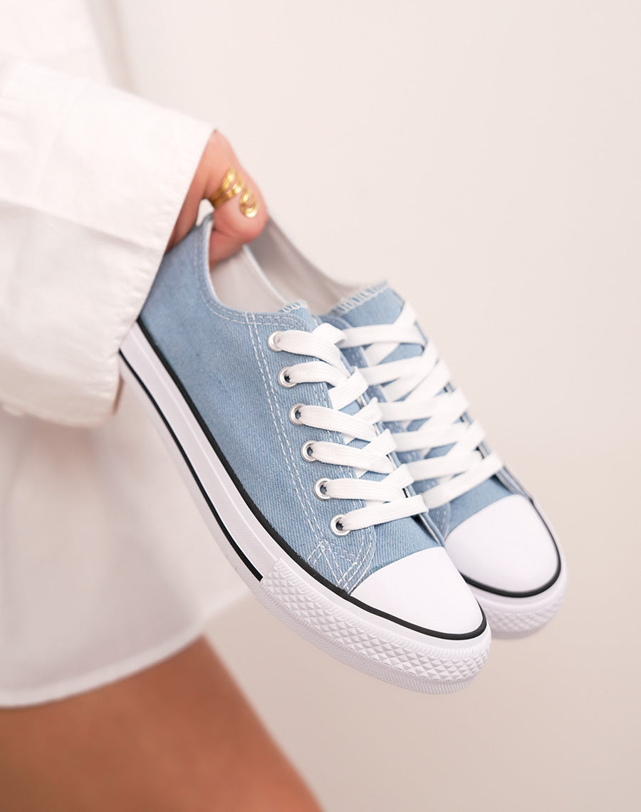 Basket femme bleu jean tendance avec lacets épais et semelle plateforme