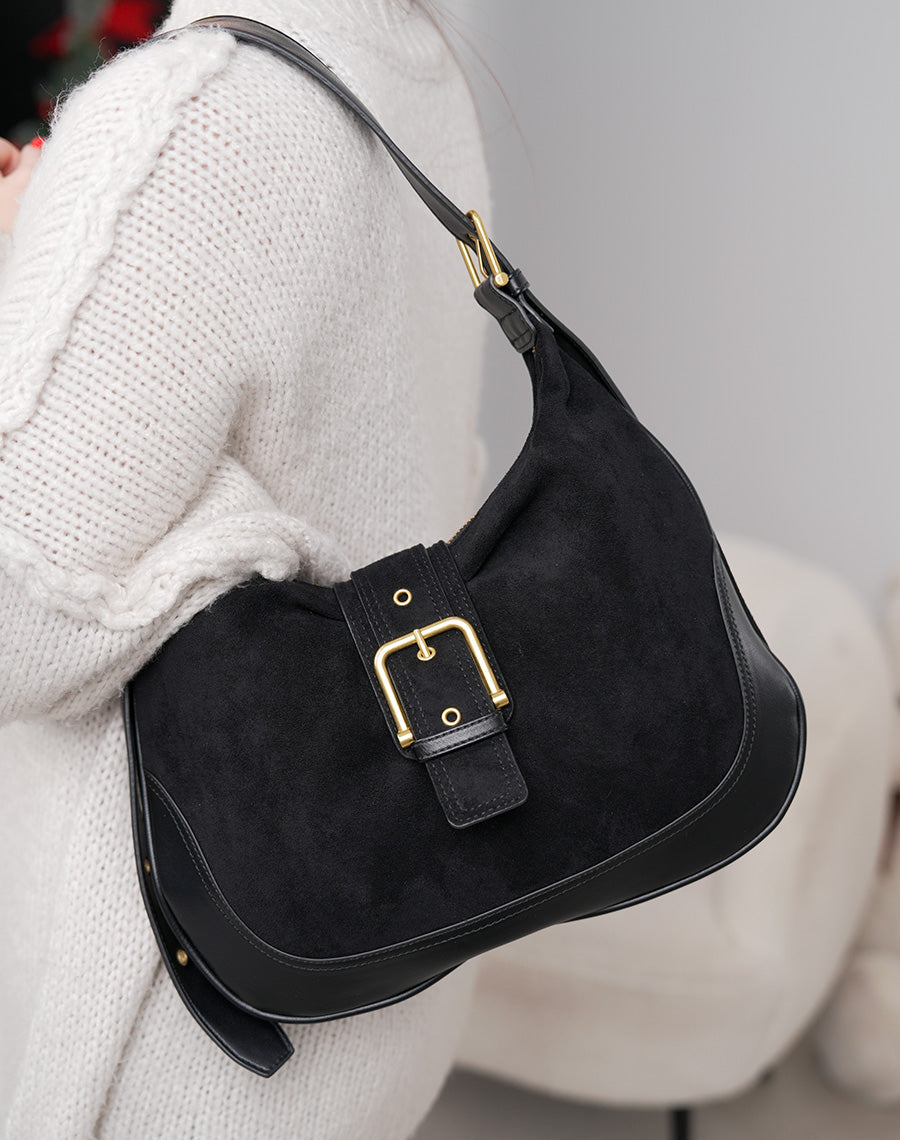 Sac besace femme noir bi-matière avec boucle dorée tendance