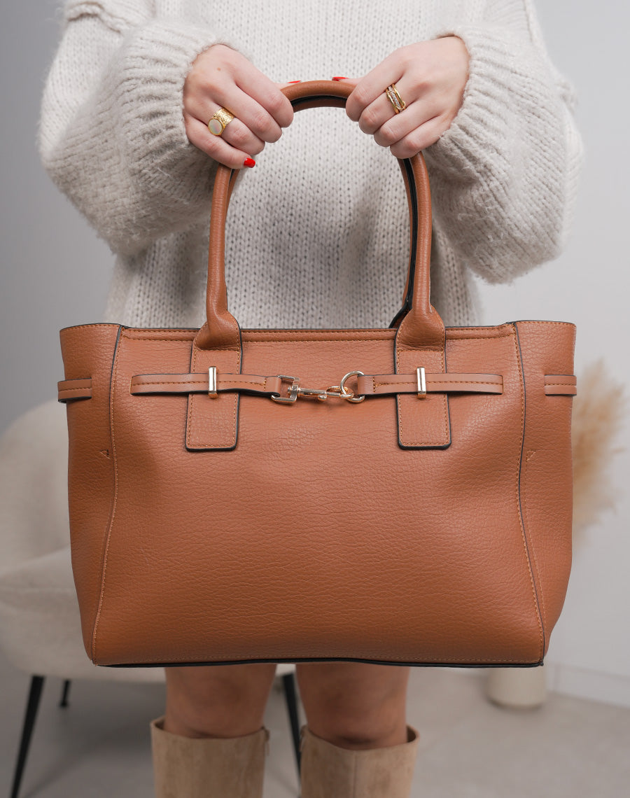 Sac camel effet grain avec sangle décorative dorée