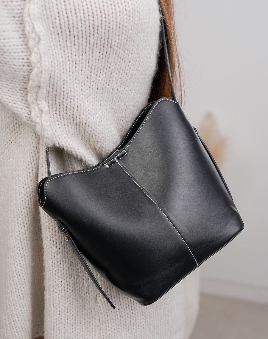 Sac seau noir avec pochette léopard intégrée