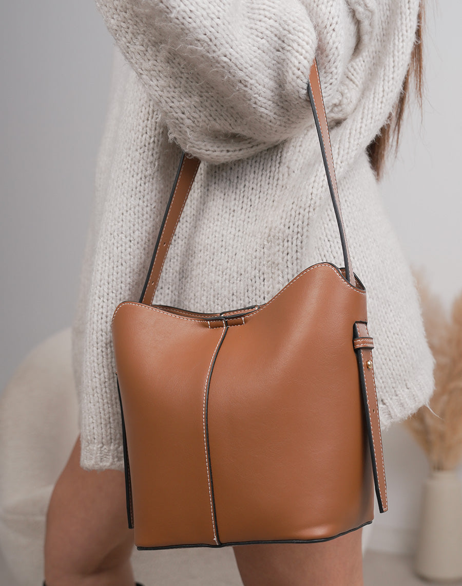 Sac seau camel avec pochette léopard intégrée