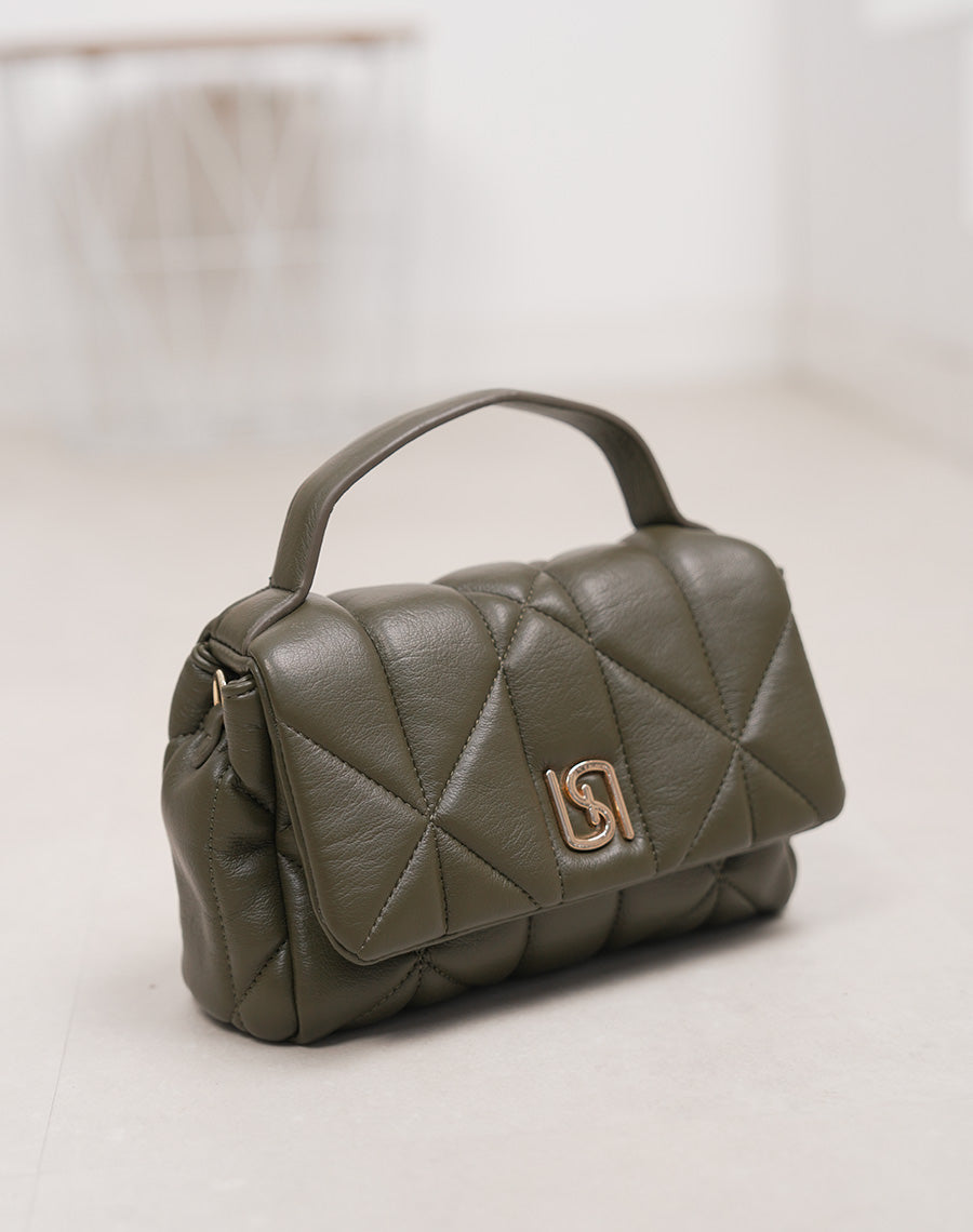 Petit sac vert kaki matelassé avec détail doré et fermeture aimantée