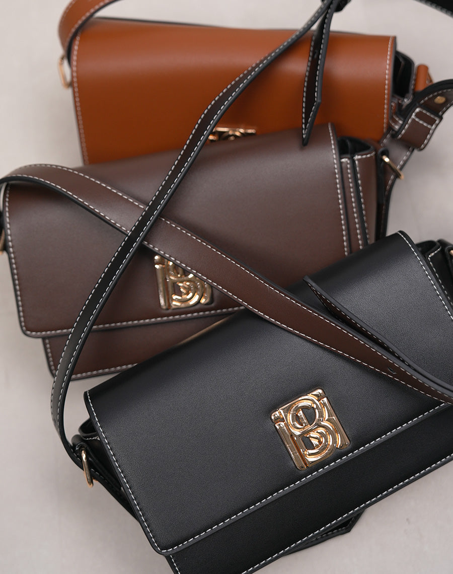 Sac camel à détail doré avec fermeture aimantée