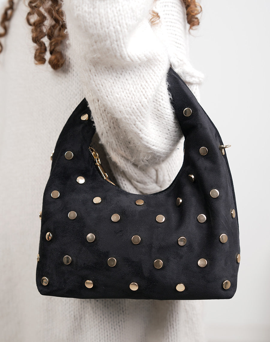 Sac besace femme noir en suédine avec clous dorés et fermeture zippée moderne