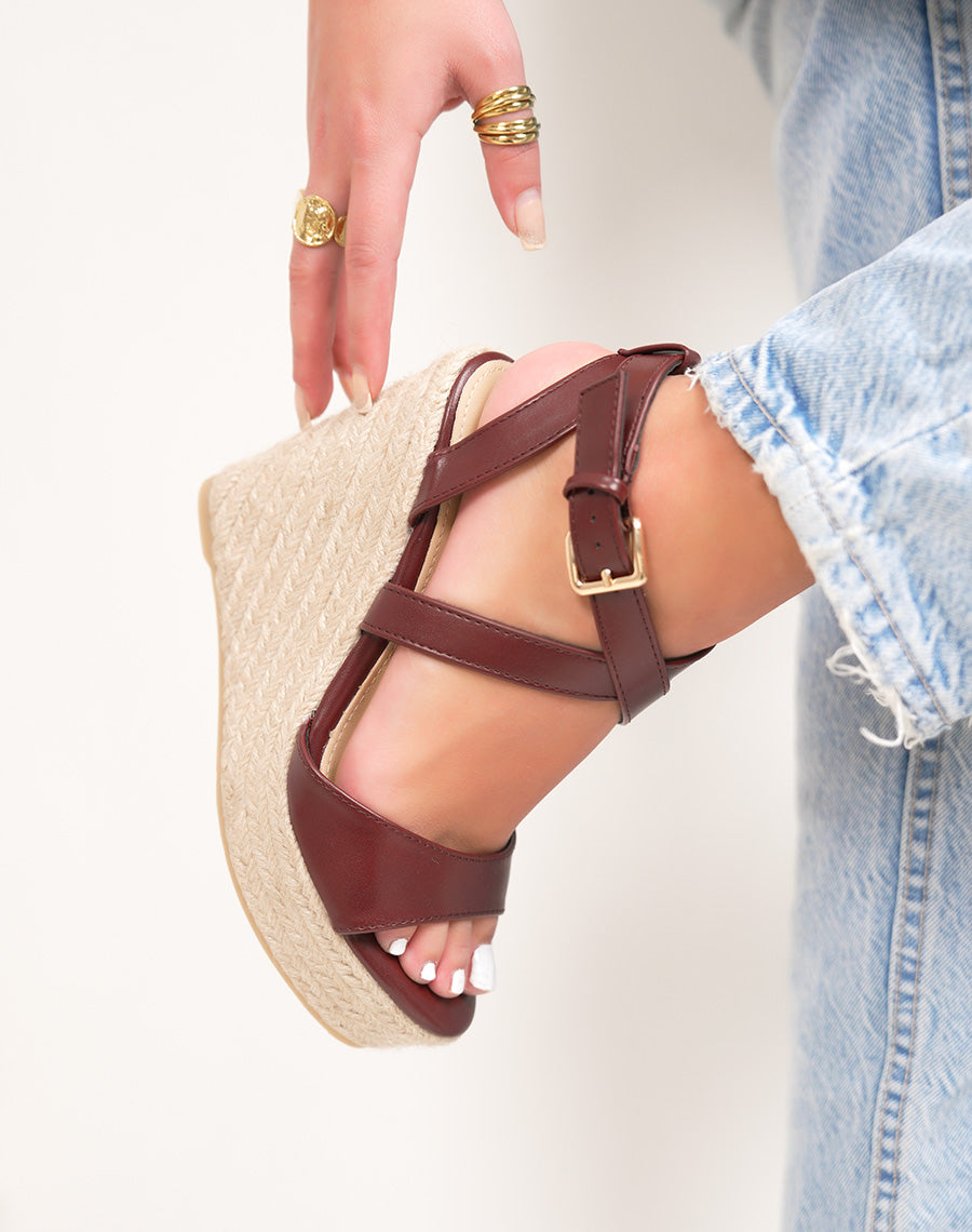 Sandales compensées femme bordeaux élégantes en jute naturel
