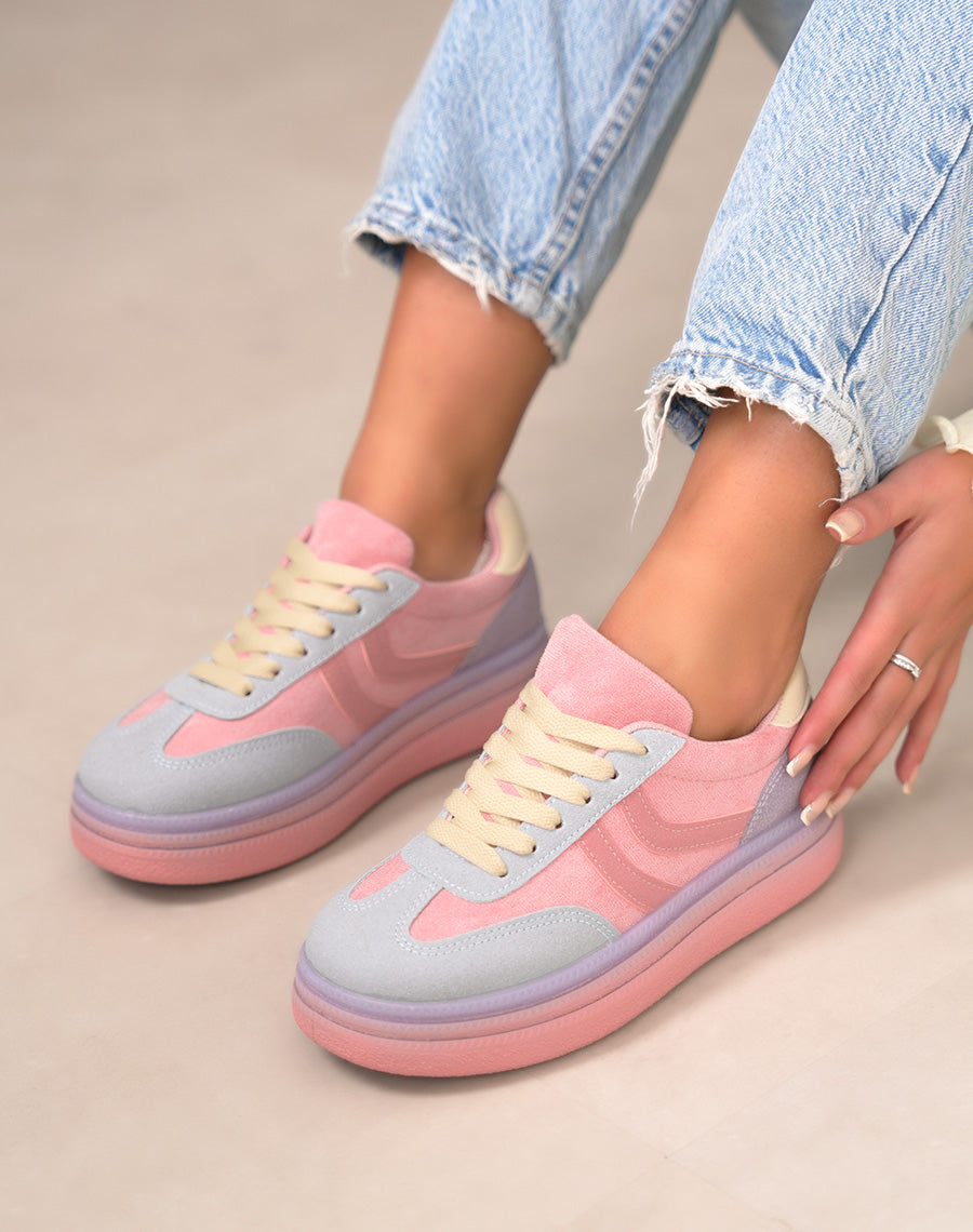 Basket femme rose pastel tendance à plateforme avec empiècements multicolores