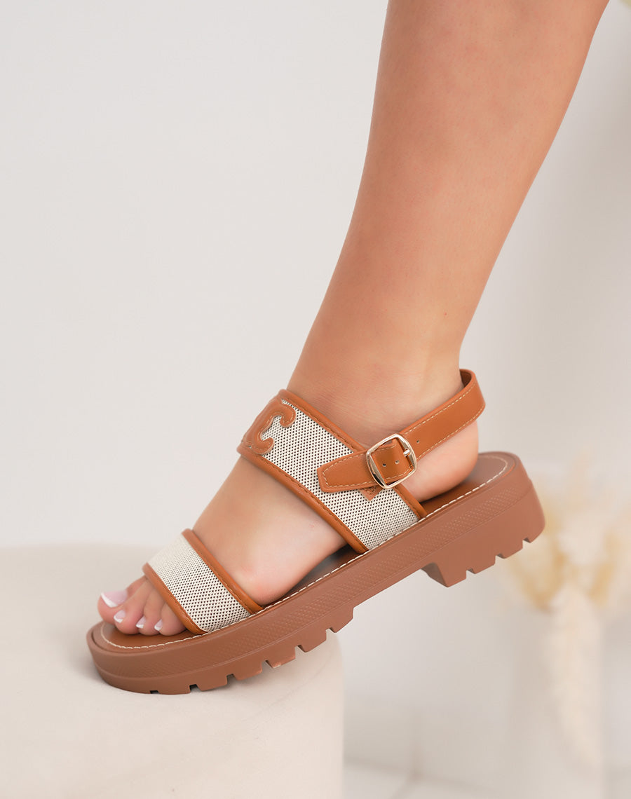 Sandales femme camel tendance à brides tissées et semelle épaisse