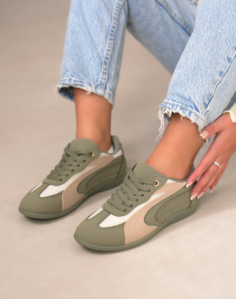 Basket femme verte tendance empiècements beige