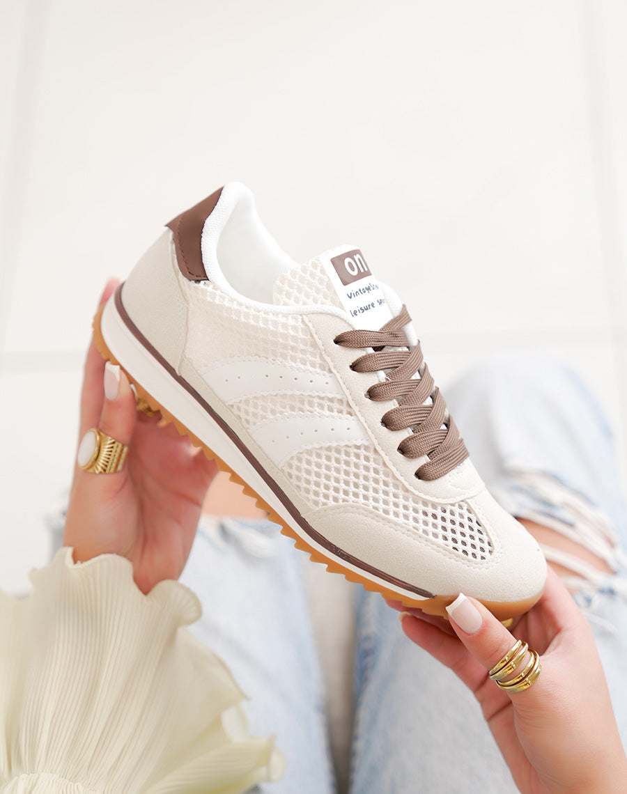 Basket femme beige clair tendance avec empiècement arrière marron