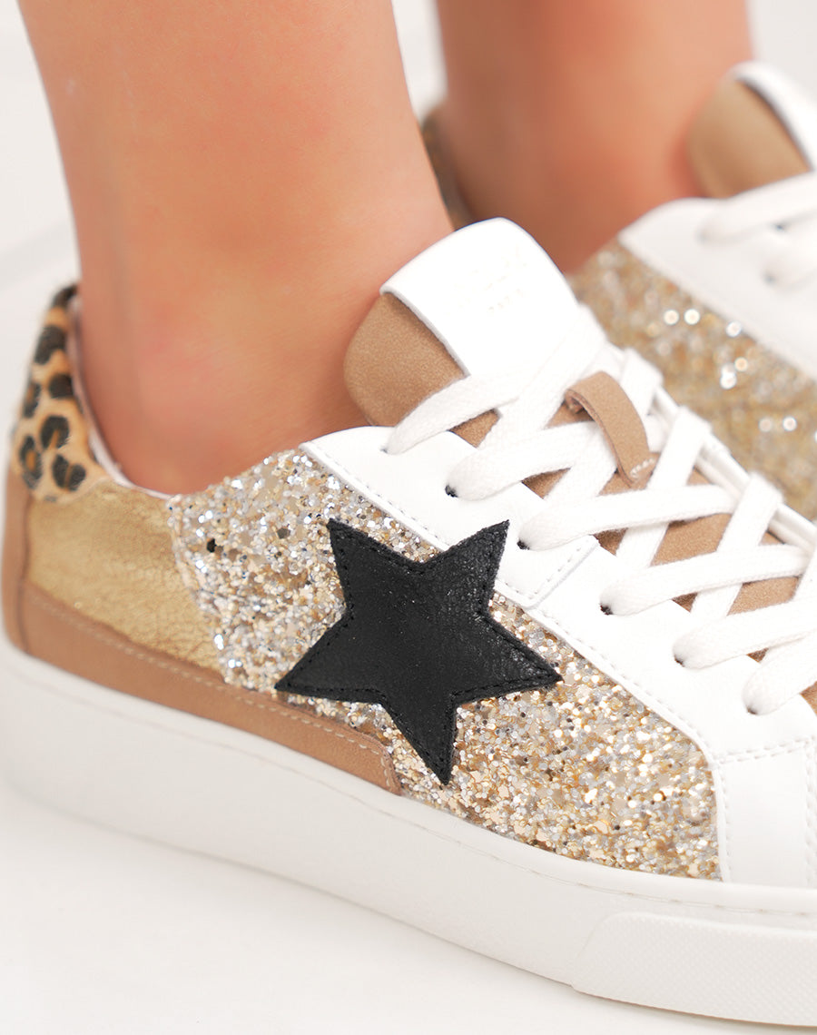 Basket femme marron tendance à paillettes dorées et empiècement léopard chic
