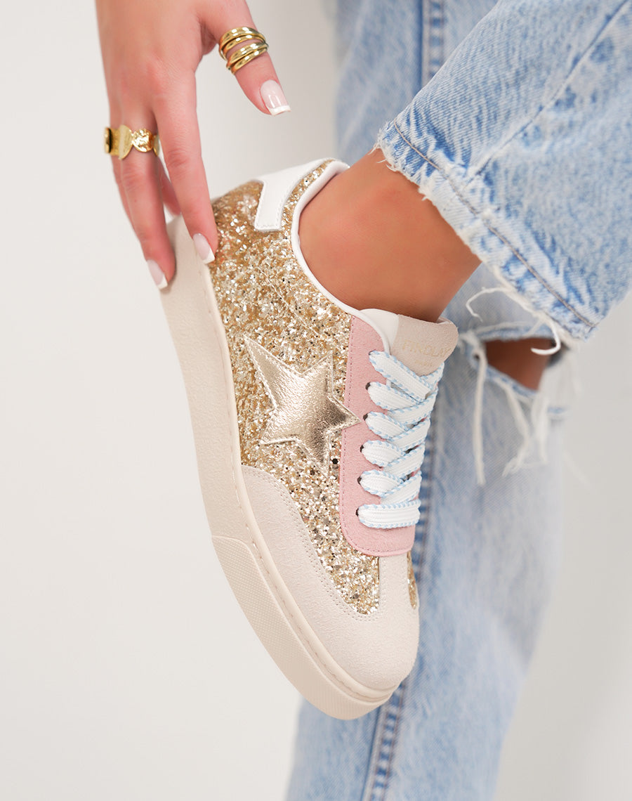 Basket femme dorée pailletée tendance avec étoile et lacets bleu pastel
