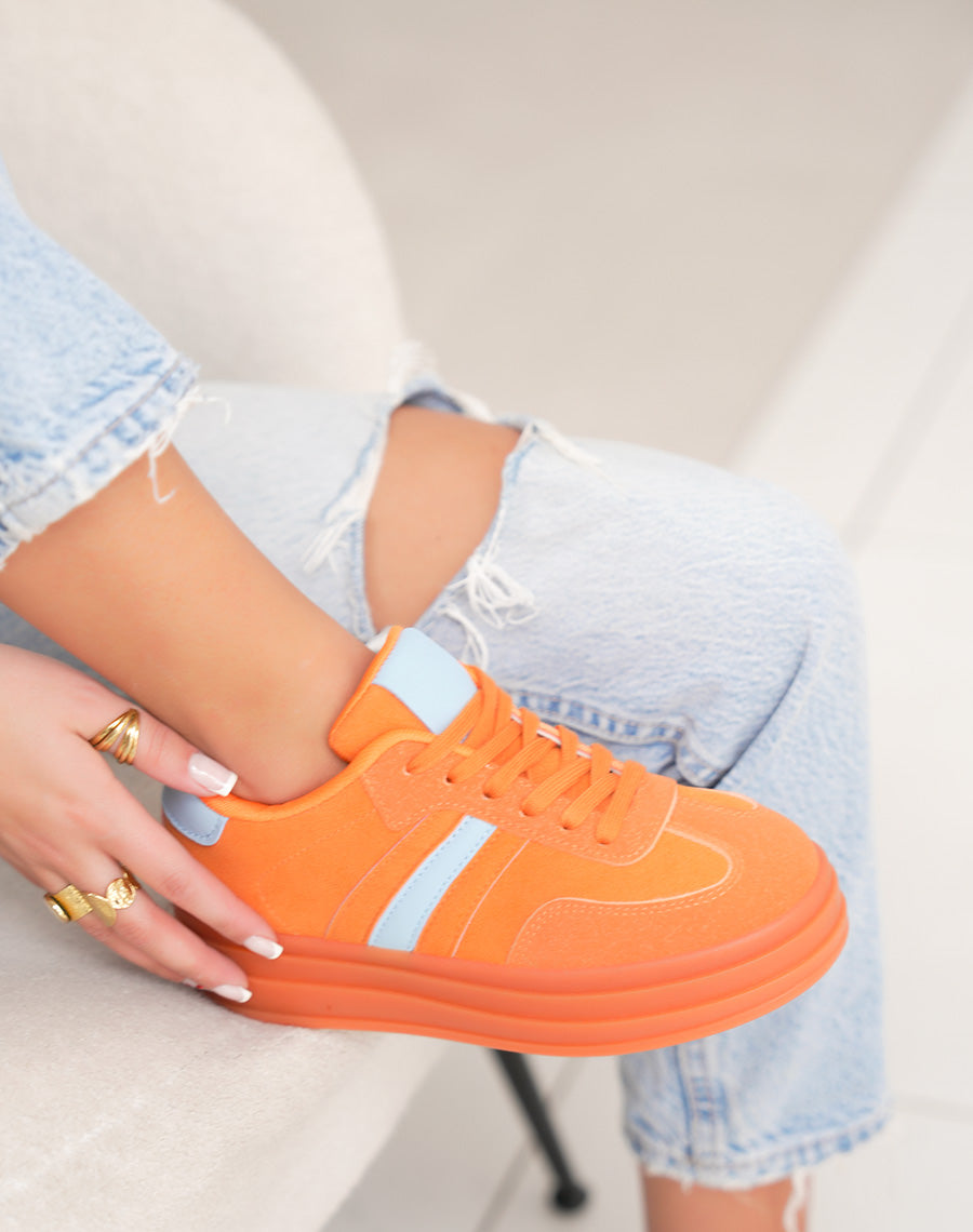 Basket femme orange tendance à plate-forme en suédine avec empiècements bleu pastel