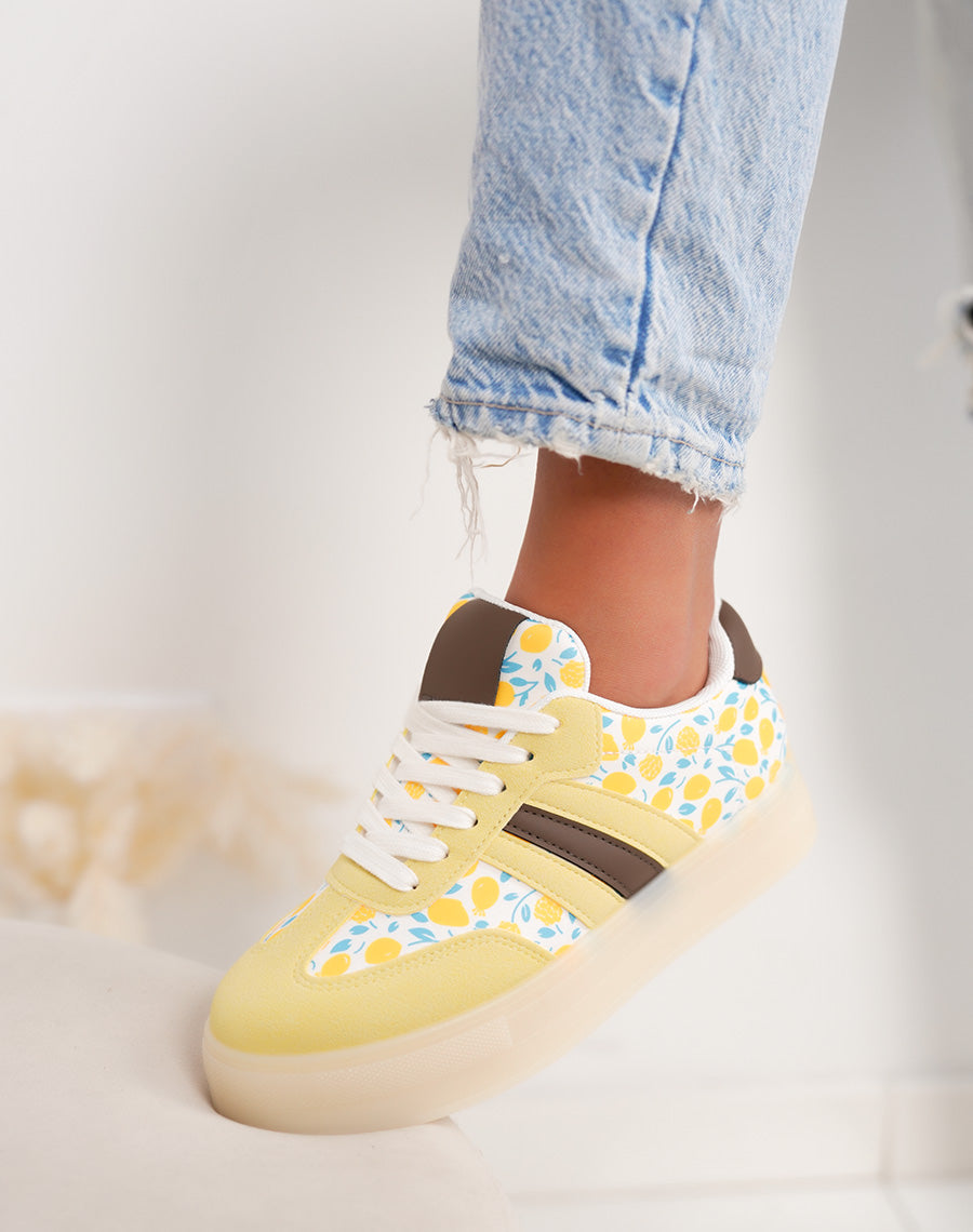Basket femme jaune tendance à plateforme motif citron avec empiècement marron original