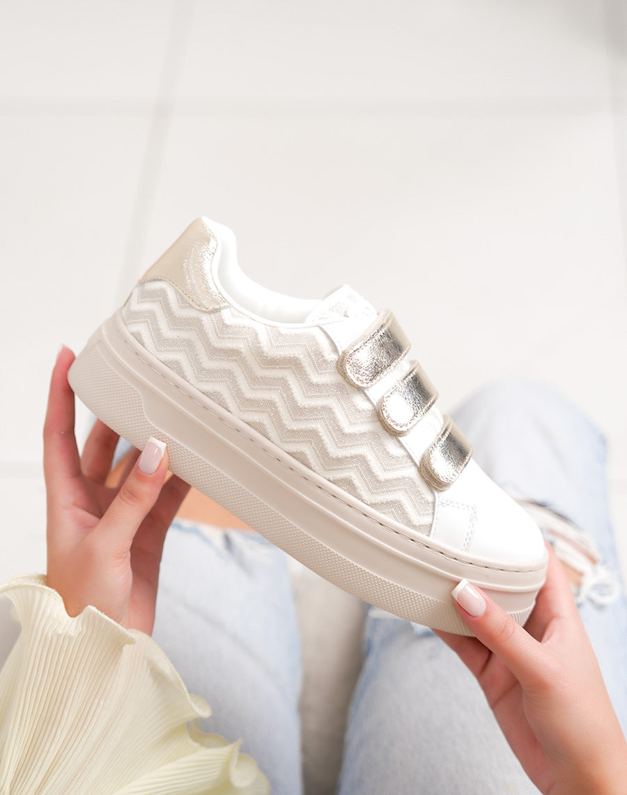 Basket femme blanche tendance à scratch doré et plate-forme