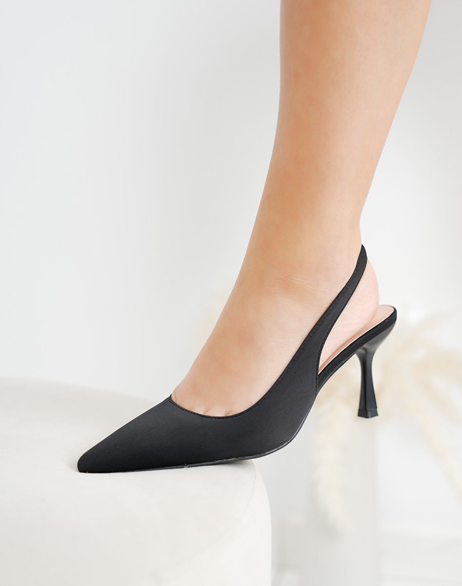 Escarpins femme noirs en tissu élégants à talon aiguille 8cm