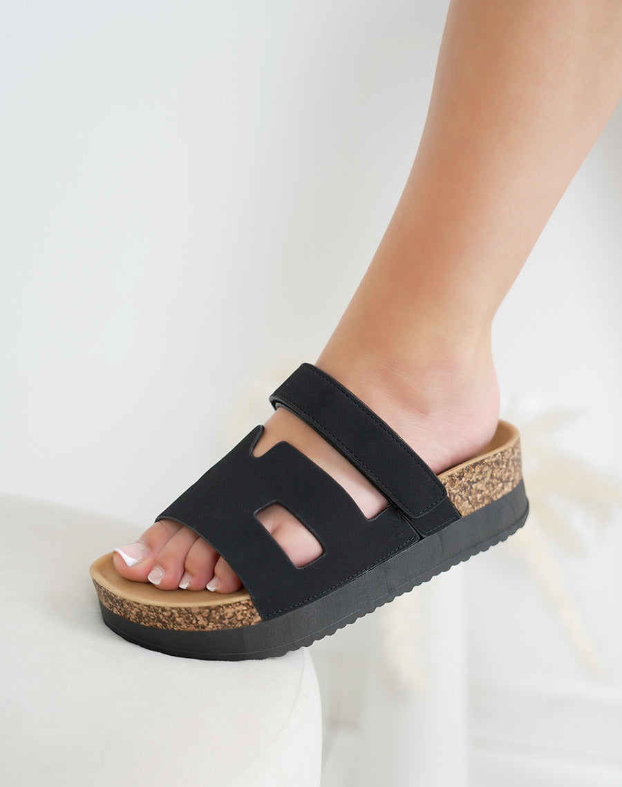 Mules femme noires en suédine à bride H et plateforme confortable