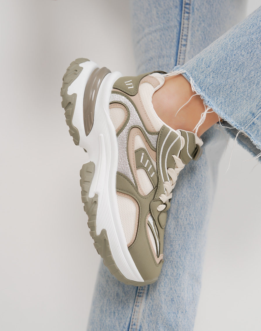 Baskets épaisses vert kaki et blanches femme – Semelle crantée et plateforme