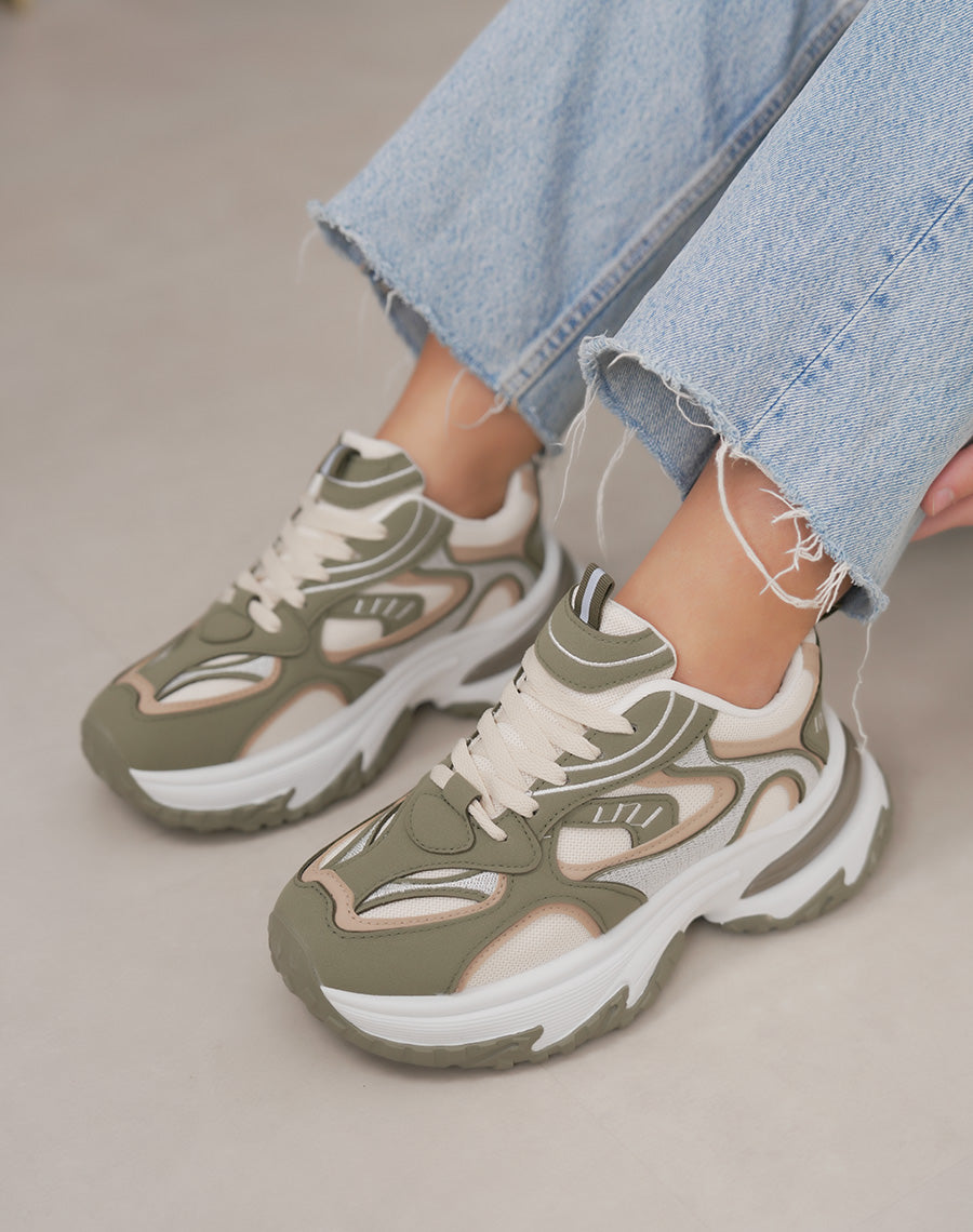 Baskets épaisses vert kaki et blanches femme – Semelle crantée et plateforme