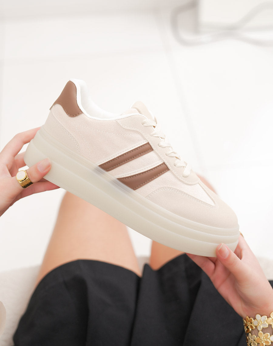 Basket femme beige tendance à double plateforme avec rayures marron