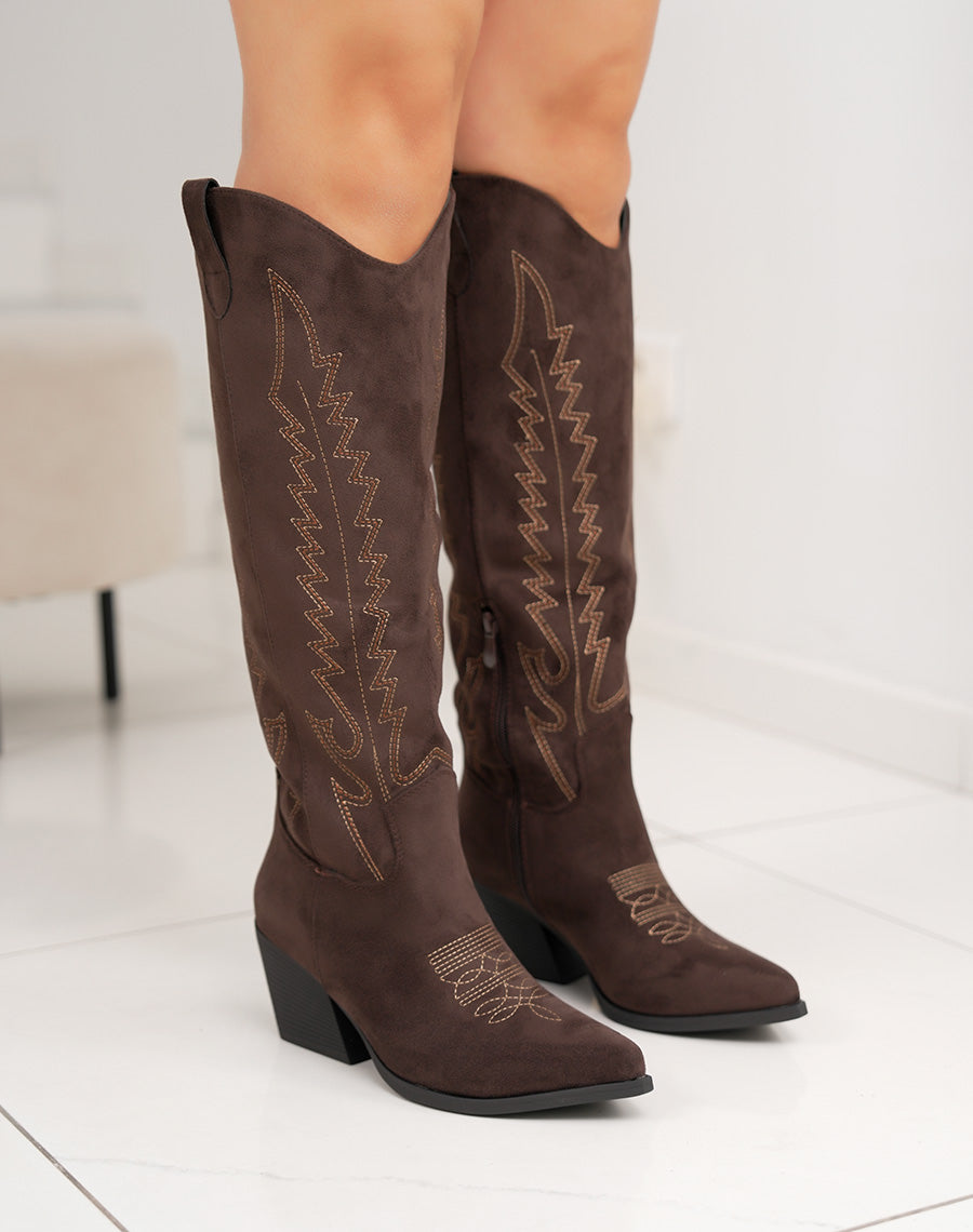 Bottes santiags femme marron en suédine brodée avec talon de 7cm
