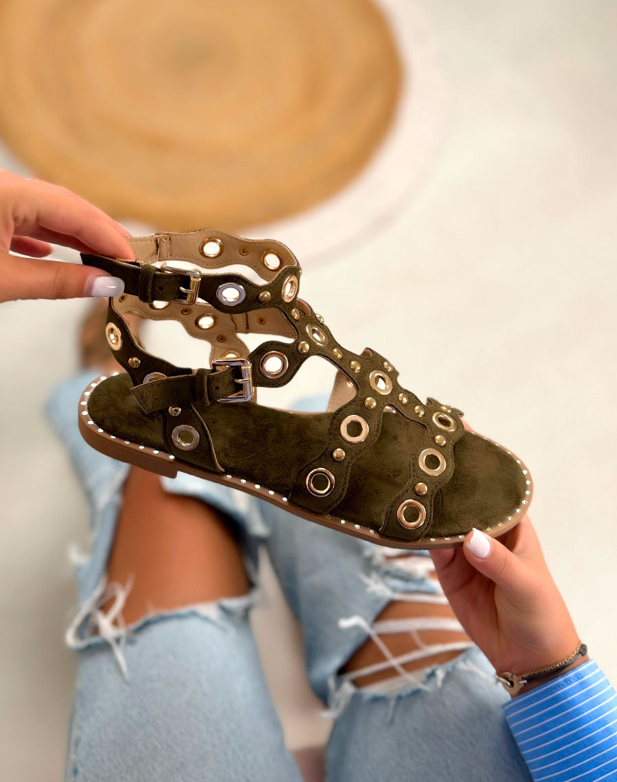 Nu-pieds femme kaki en suédine avec brides ajourées et détails dorés