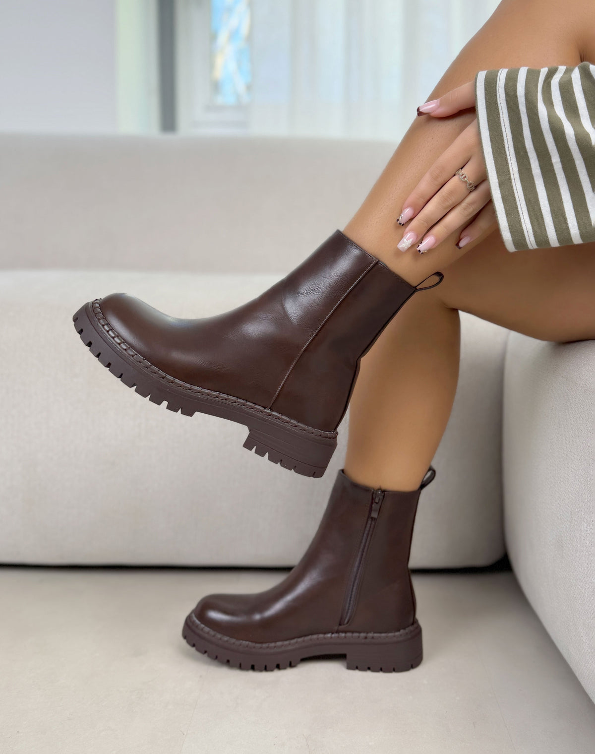 Bottines femme marron tendance à semelle crantée