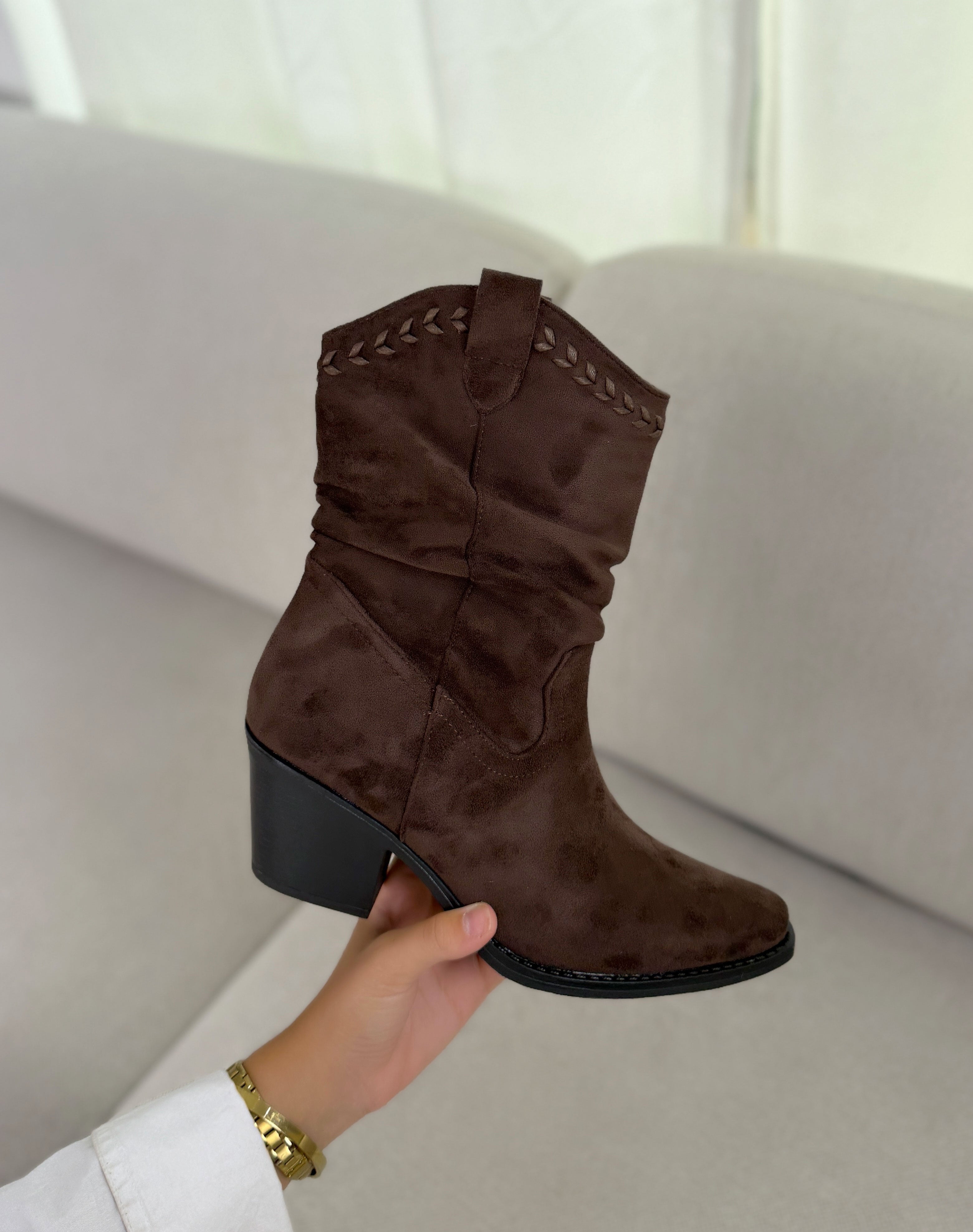 Bottines santiags femme marron tendance à effet tressé et talon épais biseauté