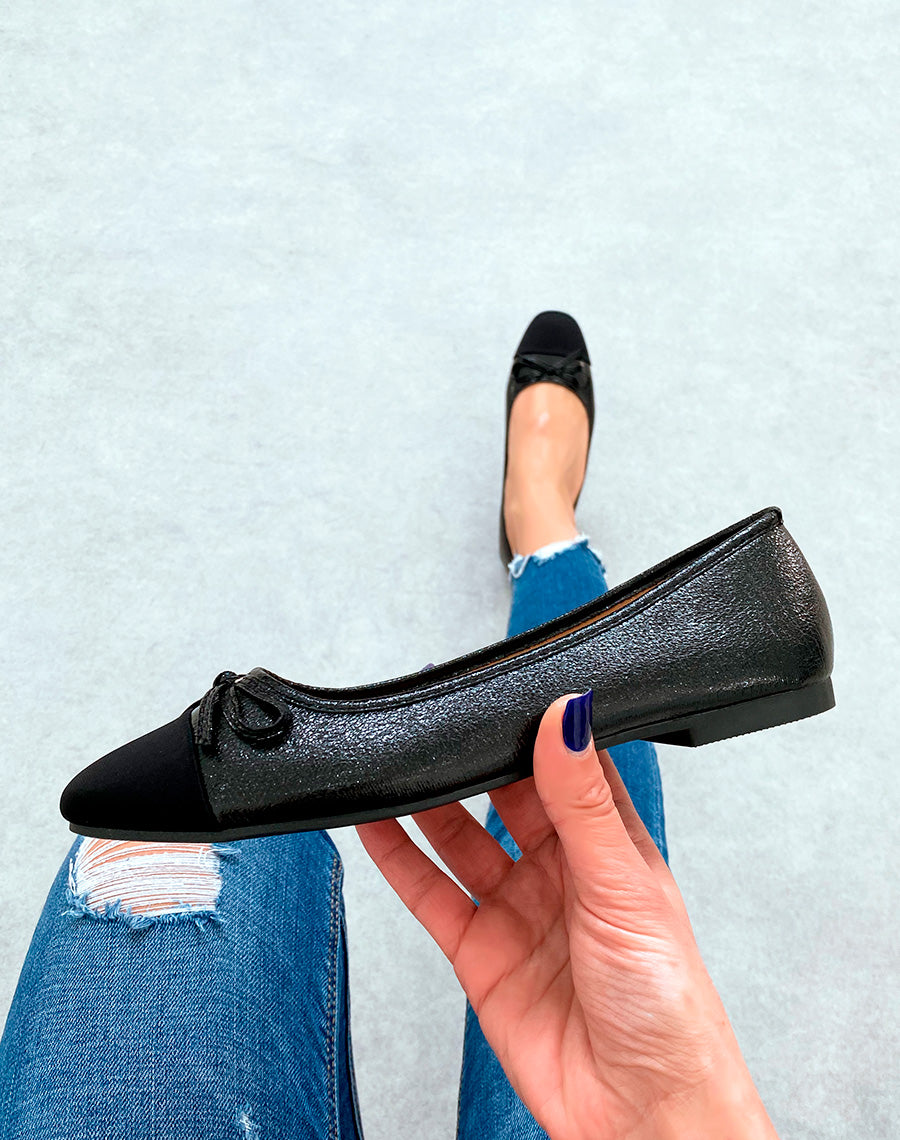 Ballerines noires grainées pour femmes à détail nœud